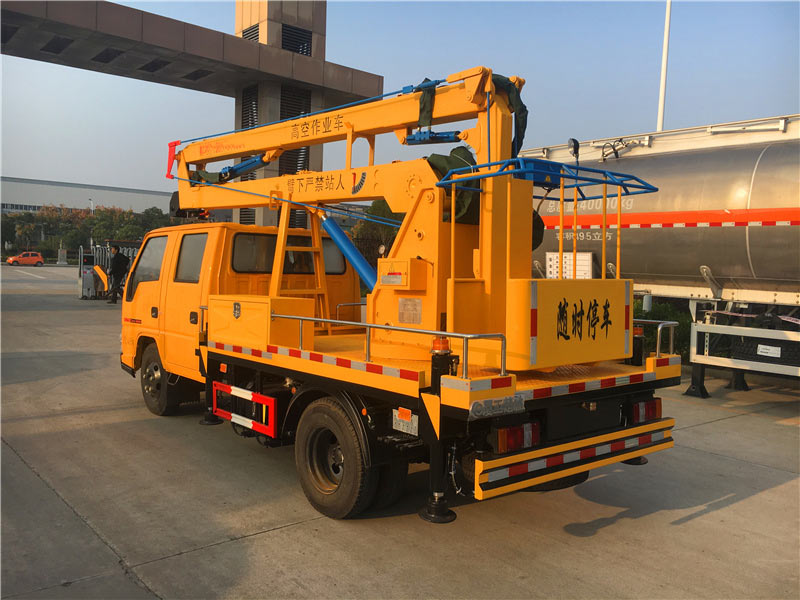 江铃顺达12米高空作业车