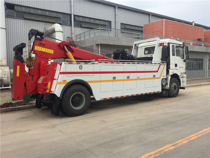 陕汽德隆13吨清障车