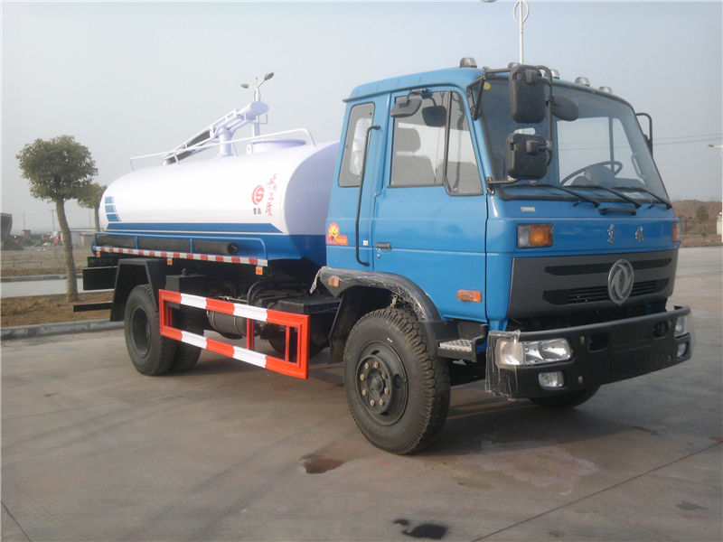 东风153吸粪车(10-12吨)