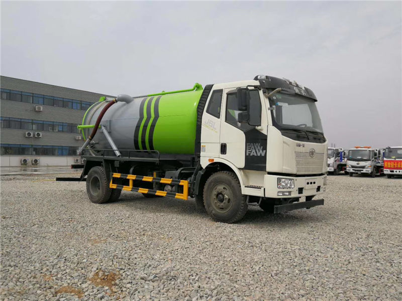 解放J6吸污车(10-12吨)