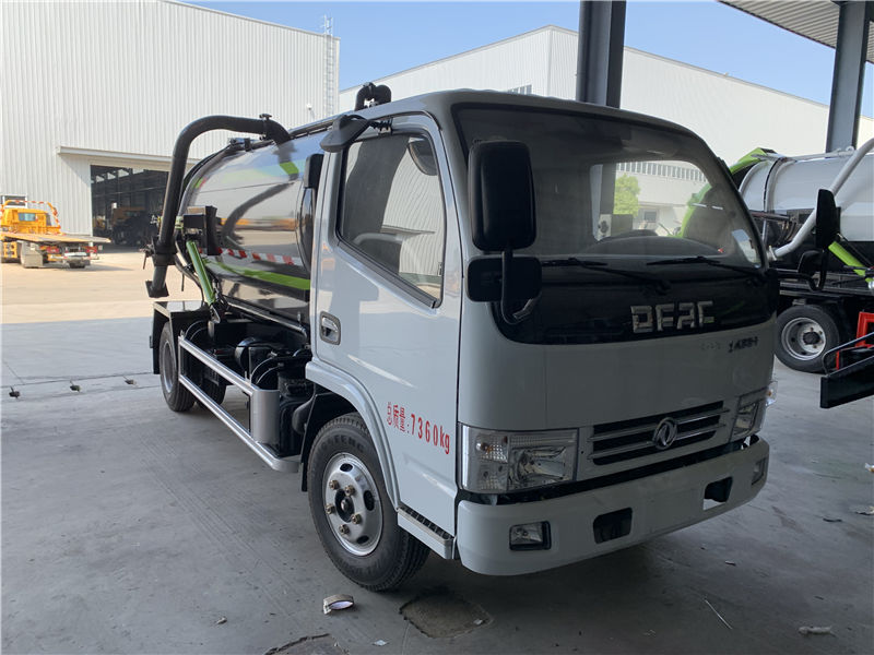 东风多利卡吸污车(国六2-5吨)