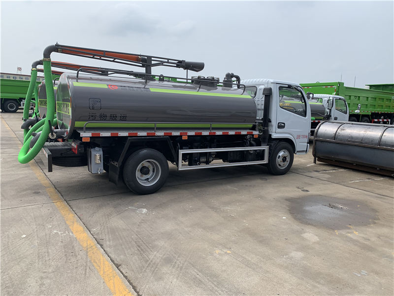 东风多利卡吸粪车(国六3-5吨)